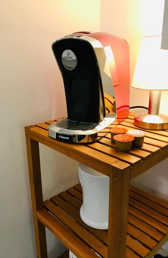 Top Renoviertes Apartement In Bester Lage Von Homburg- 5 Fussminuten Zur Uniklinik ホンブルク エクステリア 写真