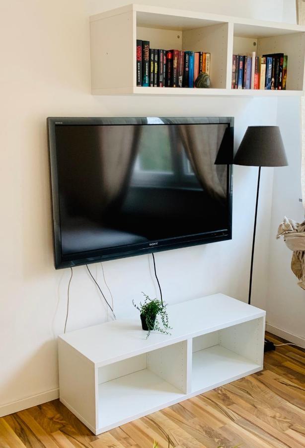Top Renoviertes Apartement In Bester Lage Von Homburg- 5 Fussminuten Zur Uniklinik ホンブルク エクステリア 写真
